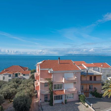 Apartments Zora Tučepi Zewnętrze zdjęcie