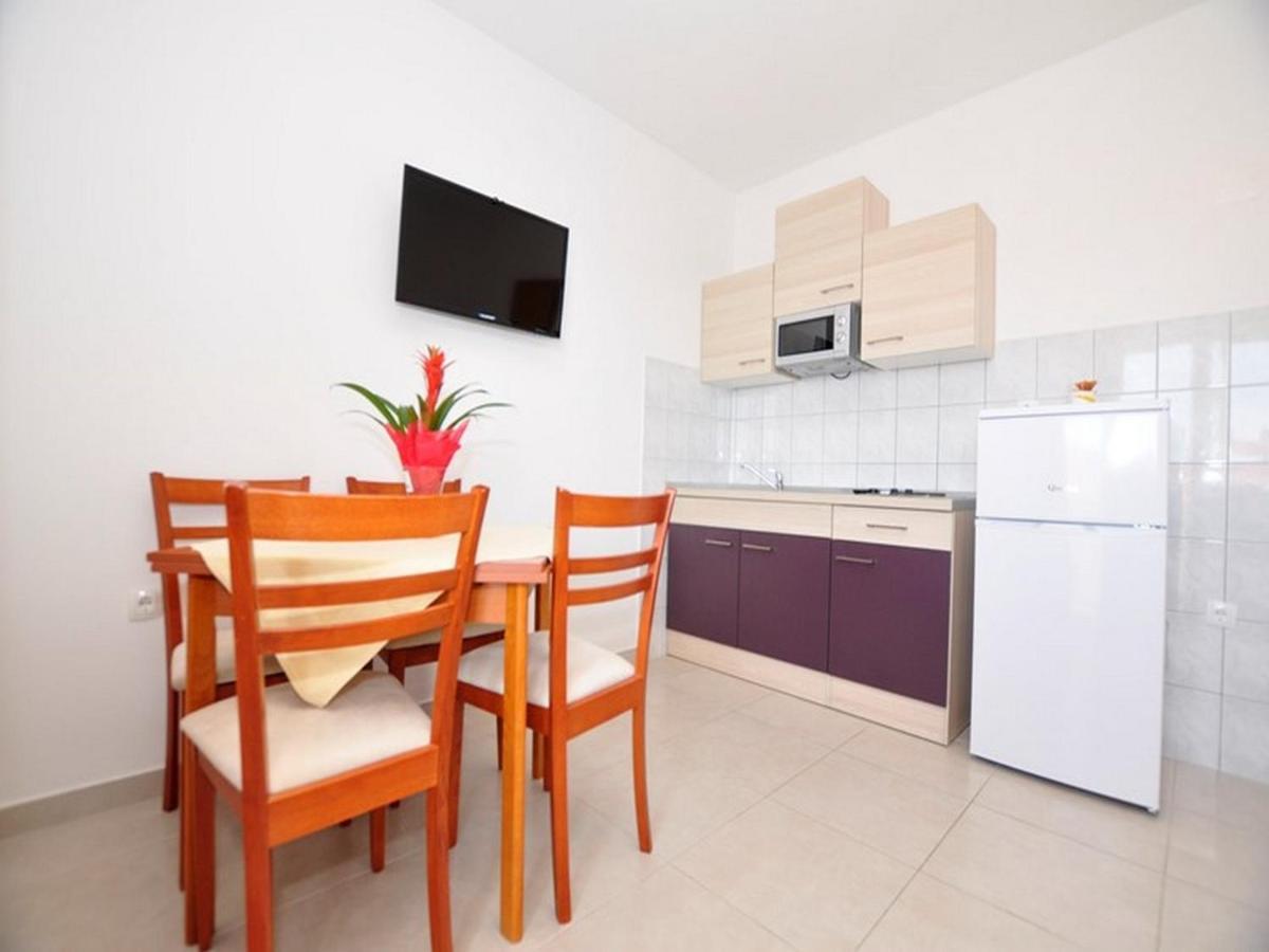 Apartments Zora Tučepi Zewnętrze zdjęcie